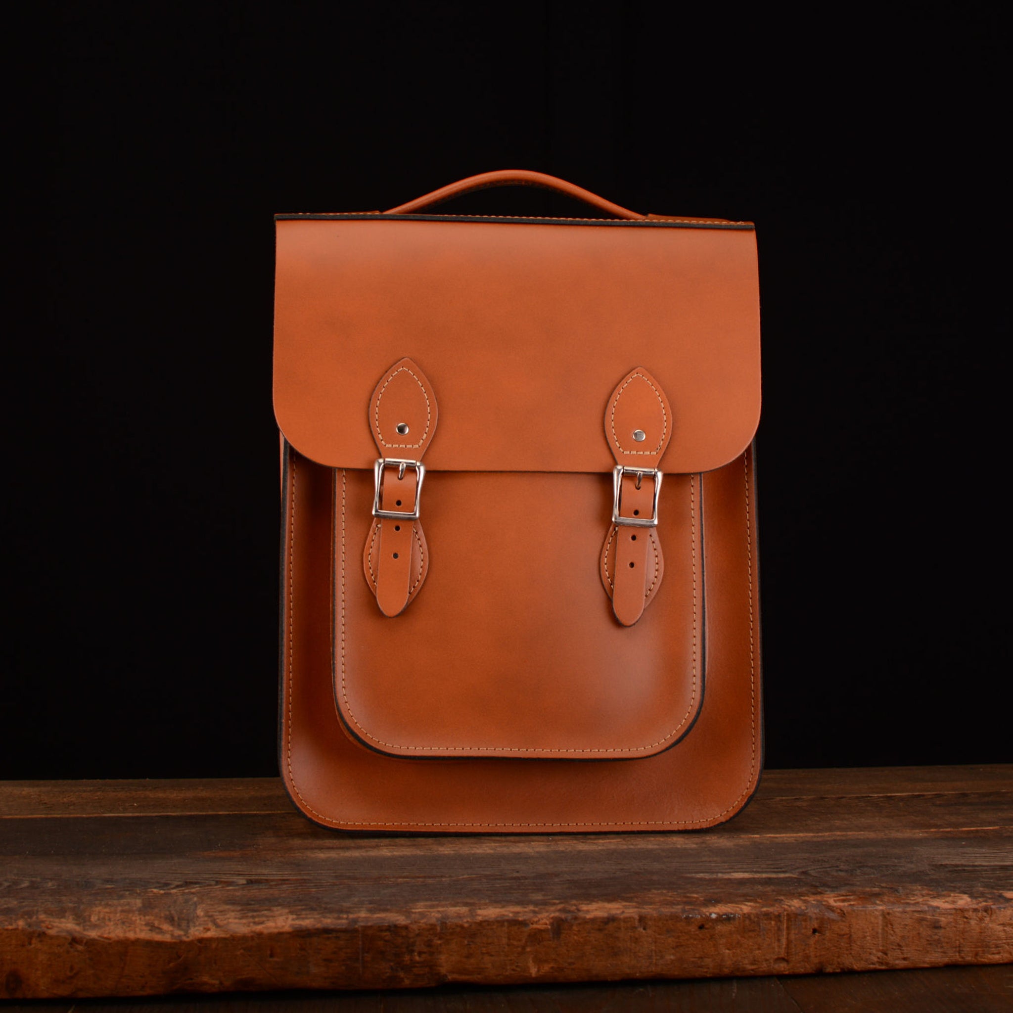 Medium Portrait Backpack in London Tan
