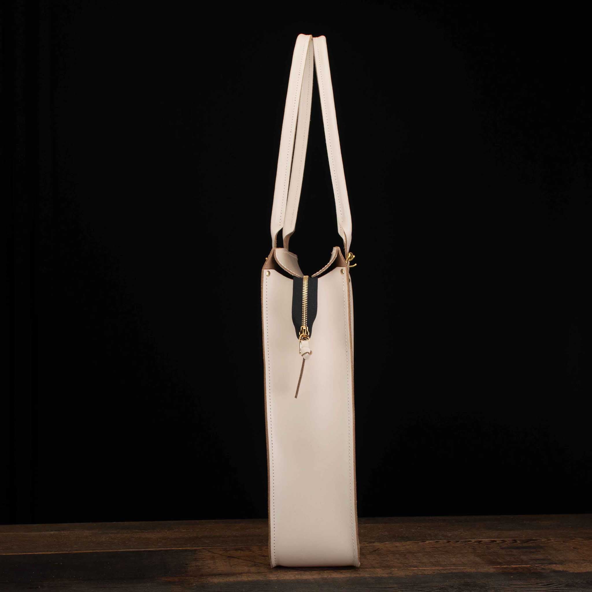Portrait Tote in Cloud Cream
