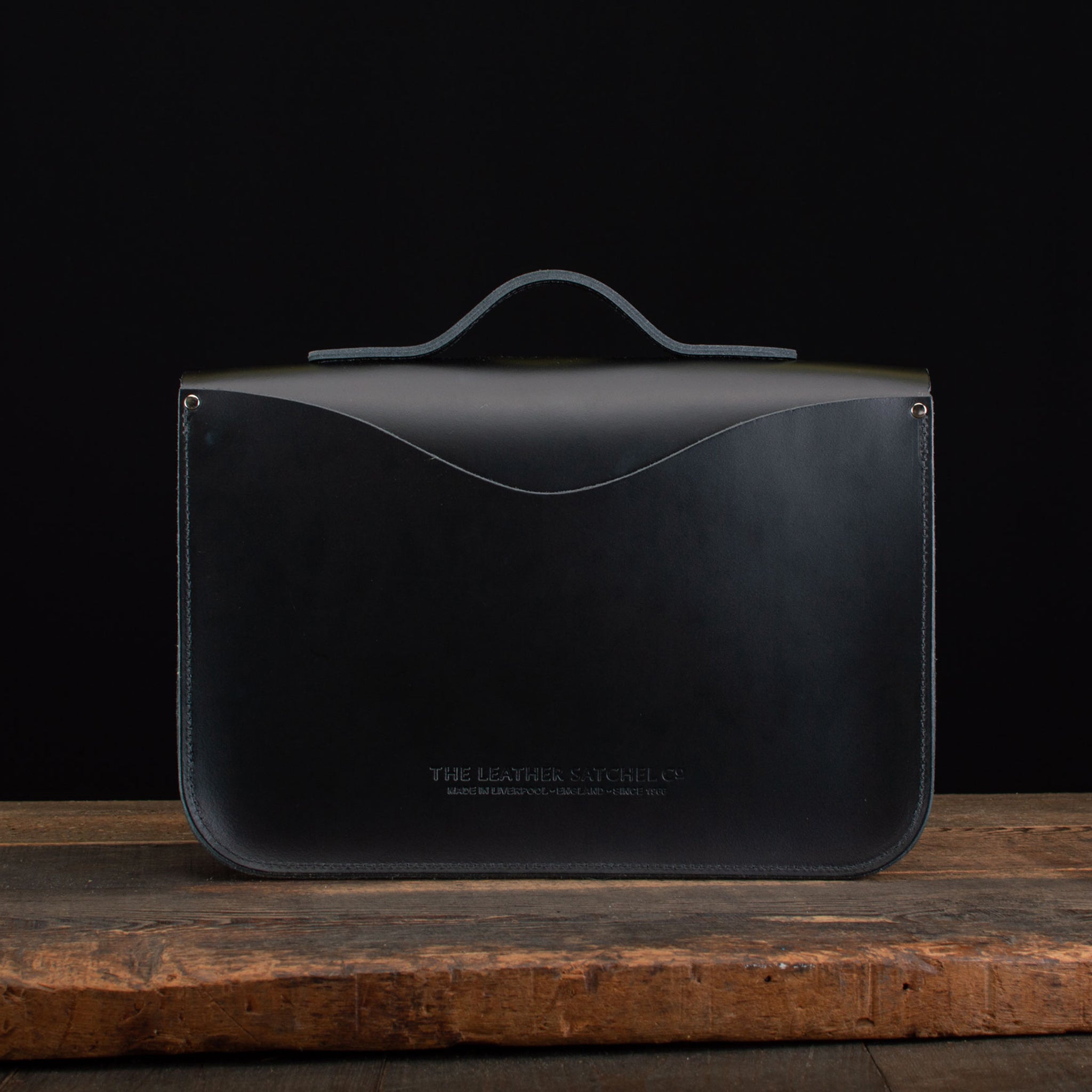 14-Inch Classic in Charcoal Black