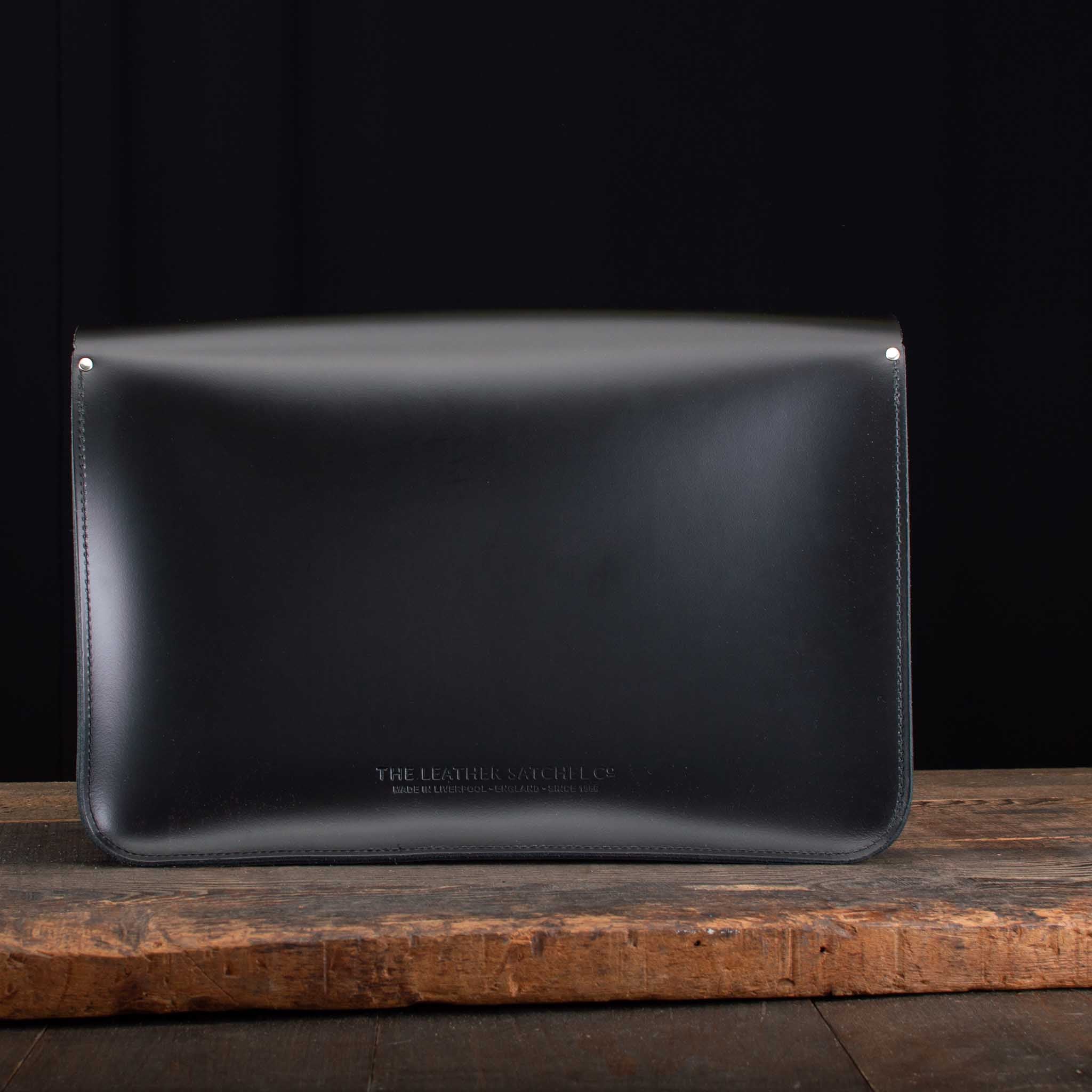 16.5-Inch Classic Satchel in Charcoal Black