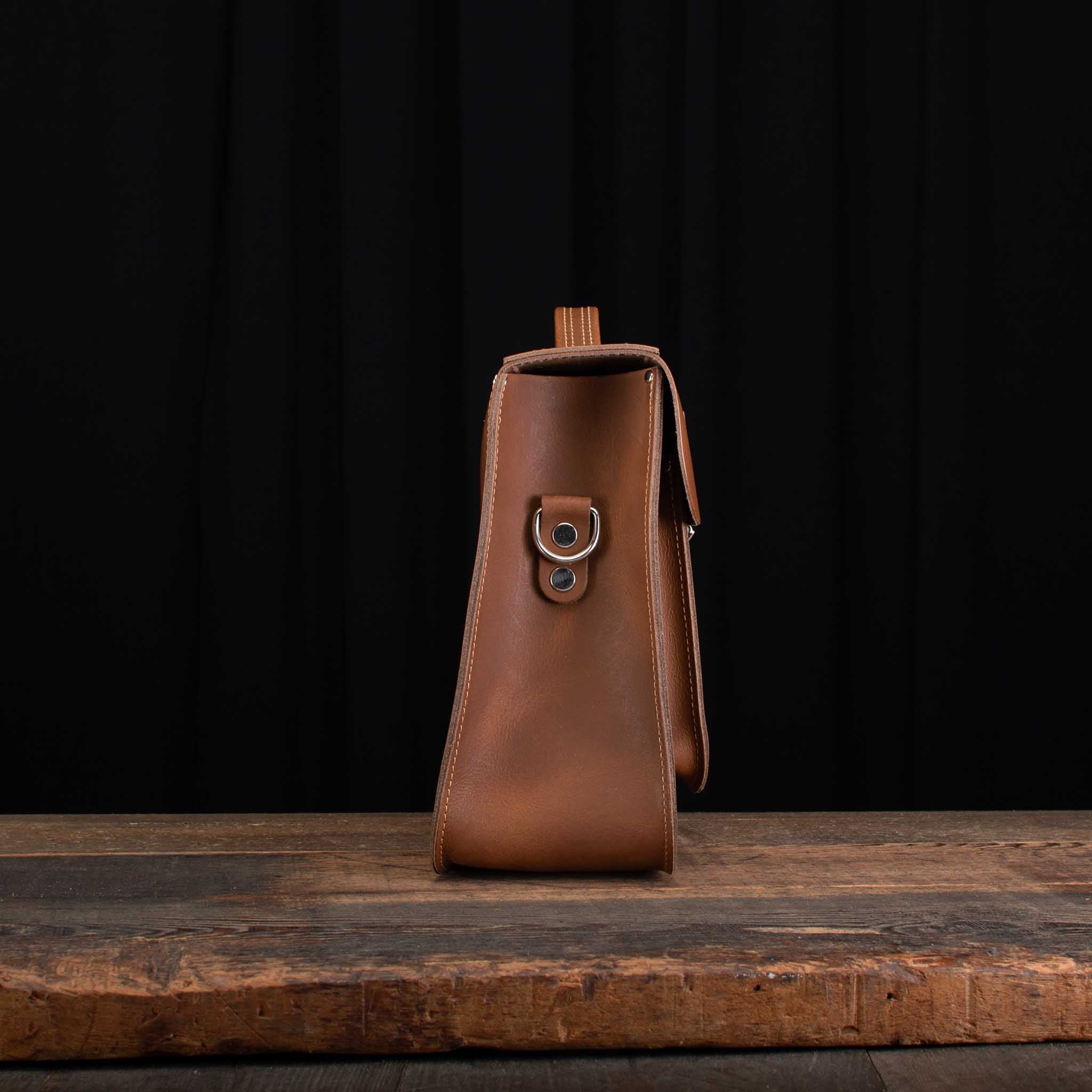 15-Inch Briefcase Satchel in Distressed Mocha Tree