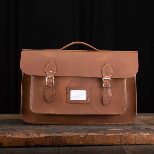 16.5-Inch Briefcase Satchel in Distressed Mocha Tree