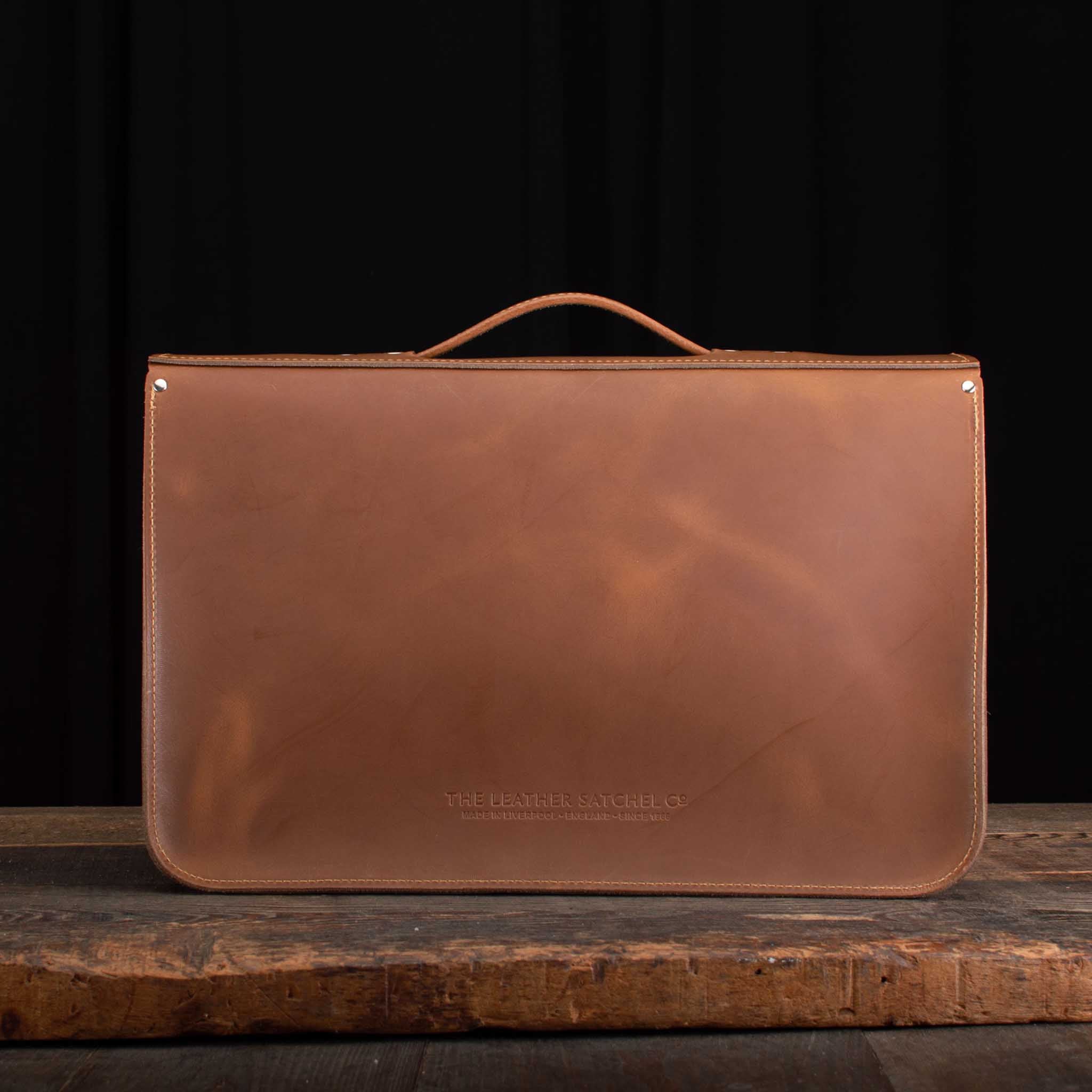 16.5-Inch Briefcase Satchel in Distressed Mocha Tree