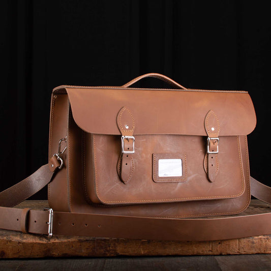 16.5-Inch Briefcase Satchel in Distressed Mocha Tree