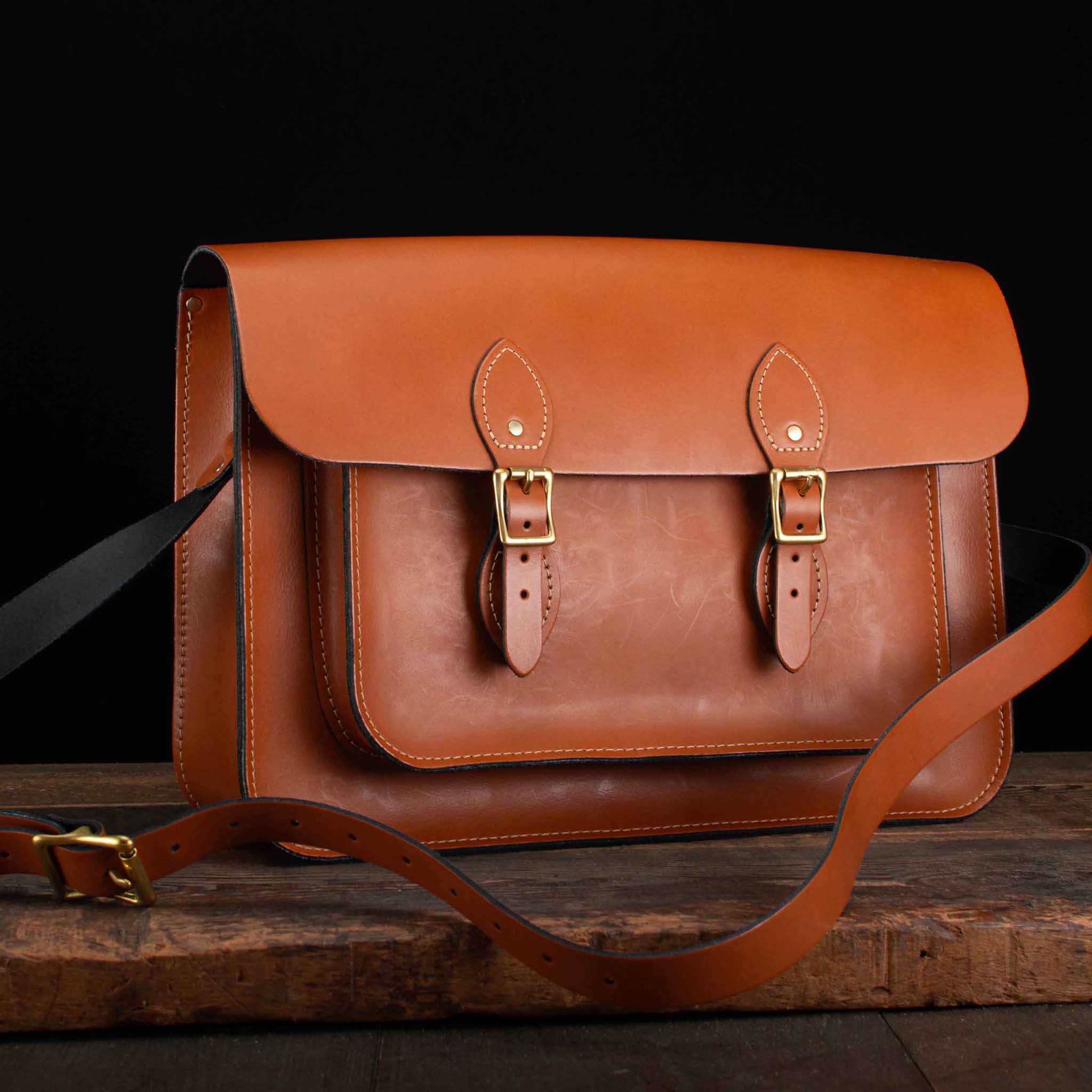 15-Inch Classic Satchel in London Tan